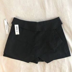 Envelope Skort