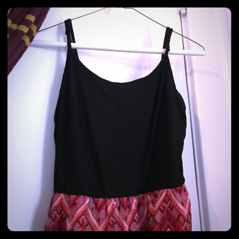 Maxi Patterned Dress. - Picture 2 of 8