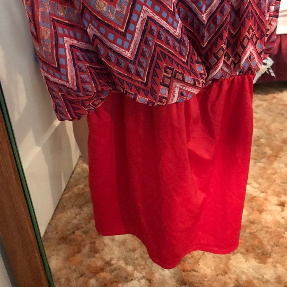 Maxi Patterned Dress. - Picture 7 of 8