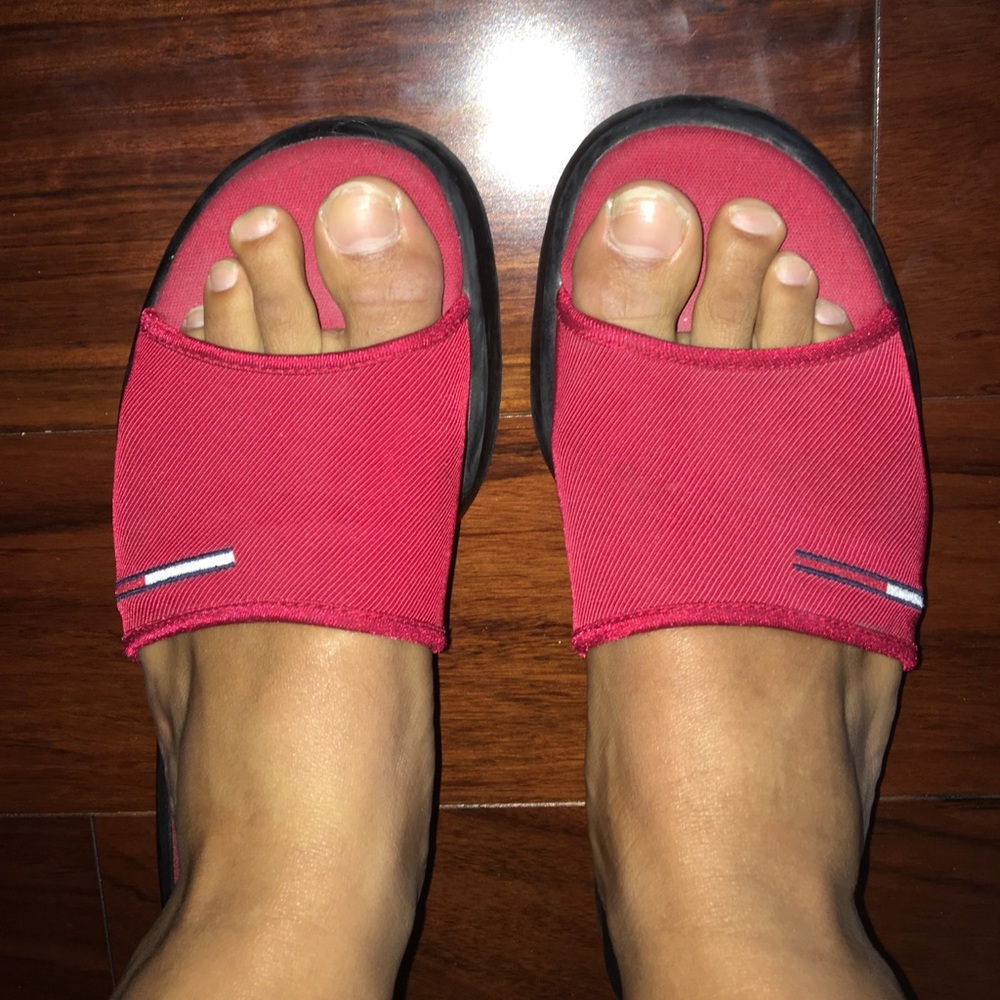 Tommy Hilfiger slides