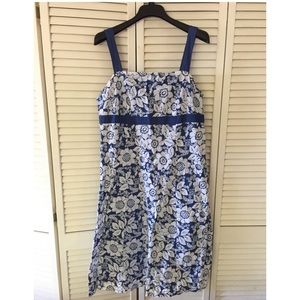 Floral A-line dress--runs small!!