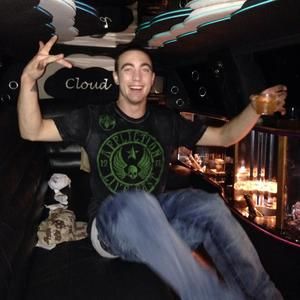 Meet your Posher, Drew