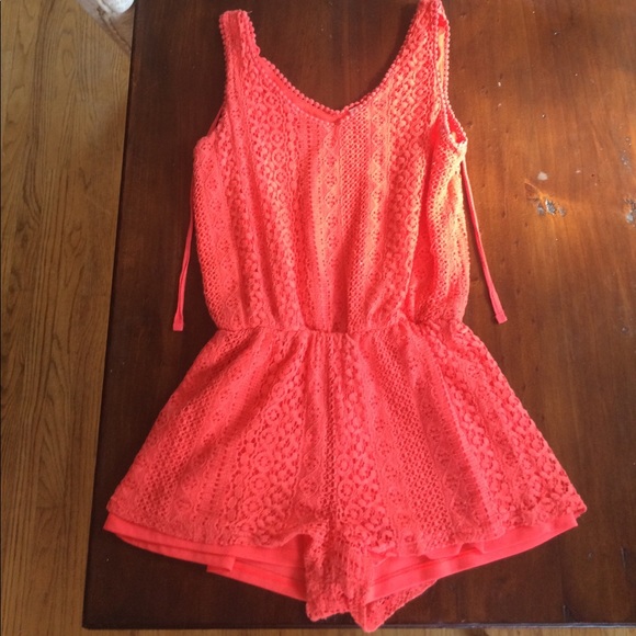 Xhilaration Coral Romper - Picture 1 of 3