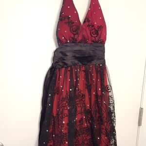 Evening/Party Dress
