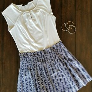 Gap Navy and White Print Skirt