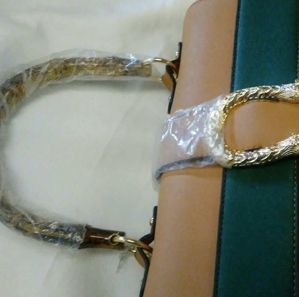 Handbag - Picture 7 of 7