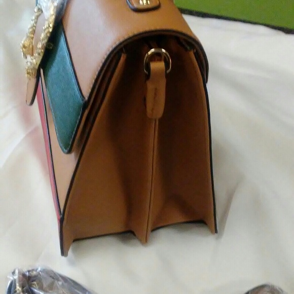 Handbag - Picture 4 of 7