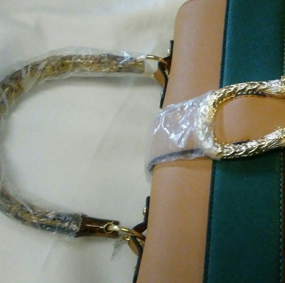 Handbag - Picture 7 of 7