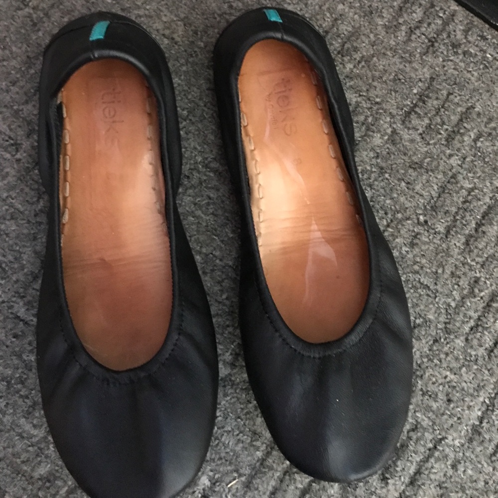 Matte Black Tieks
