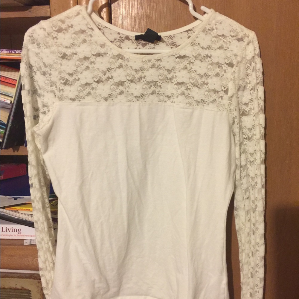 Long sleeve lace top