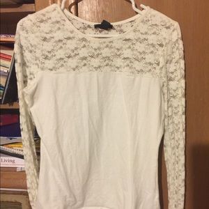 Long sleeve lace top