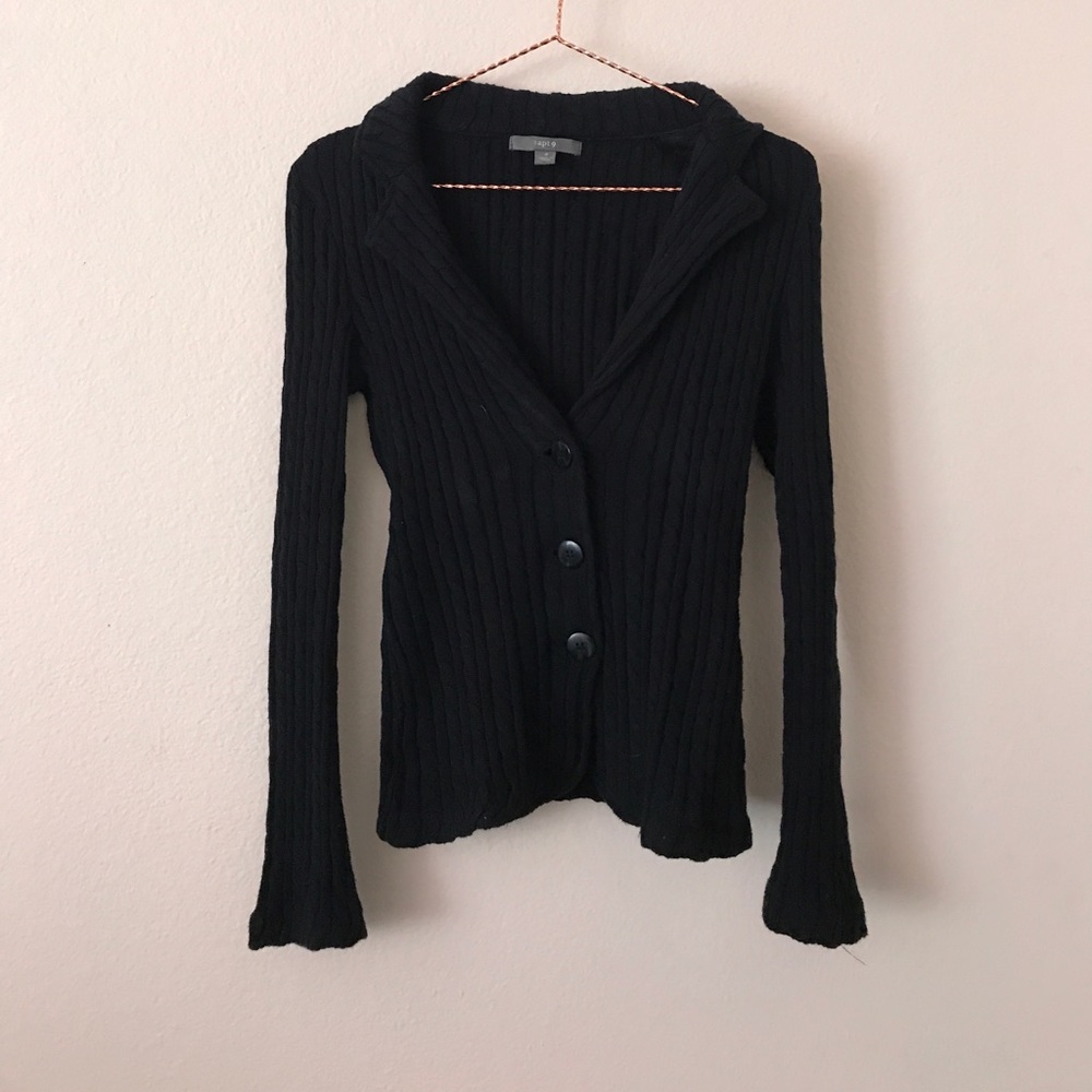 APT 9 sweater