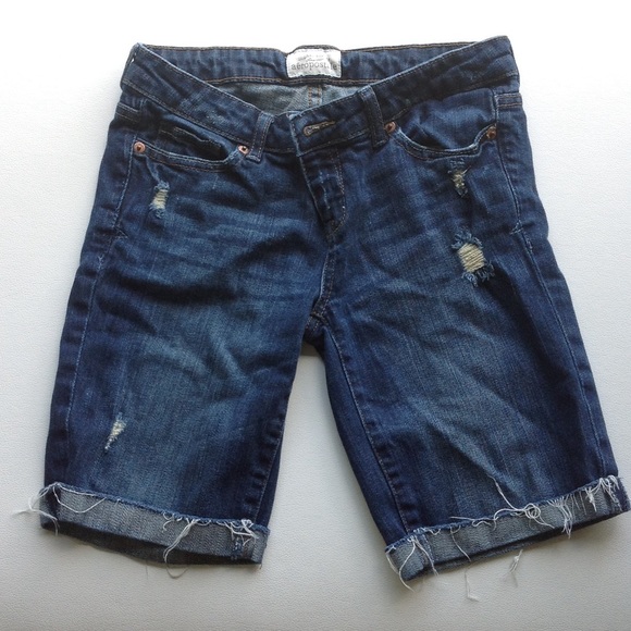 Distressed Aeropostle Jean shorts - Picture 1 of 4
