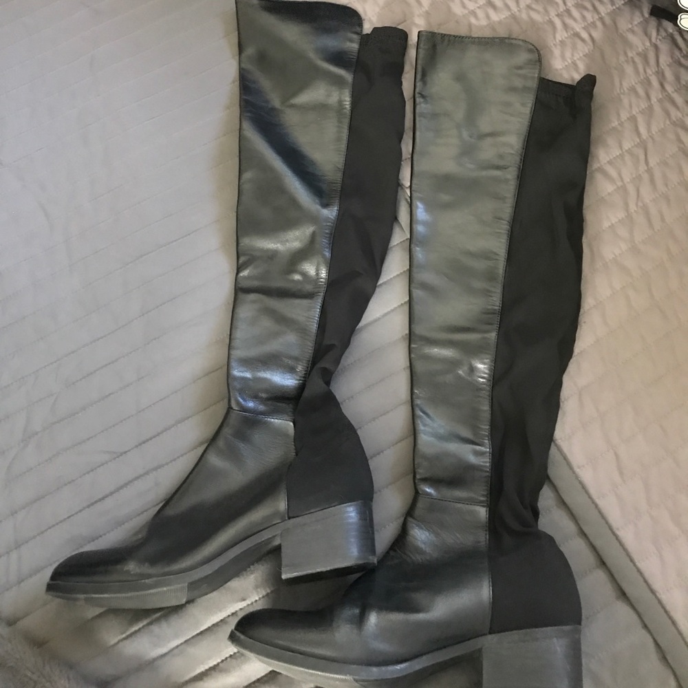 Knee high boots black boots  6.5