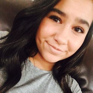 Meet your Posher, Marisa