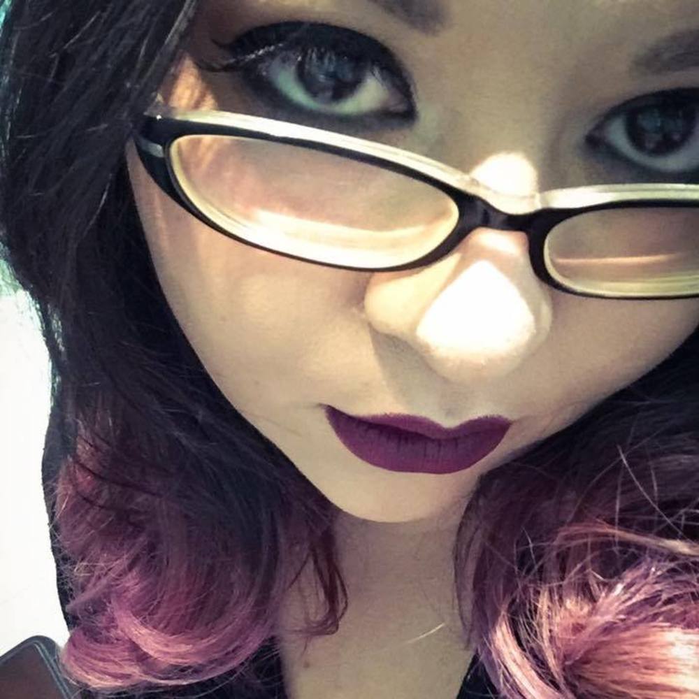 Meet your Posher, Alicia