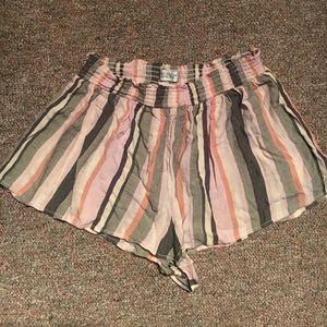 URBAN OUTFITTERS FLOW SHORTS