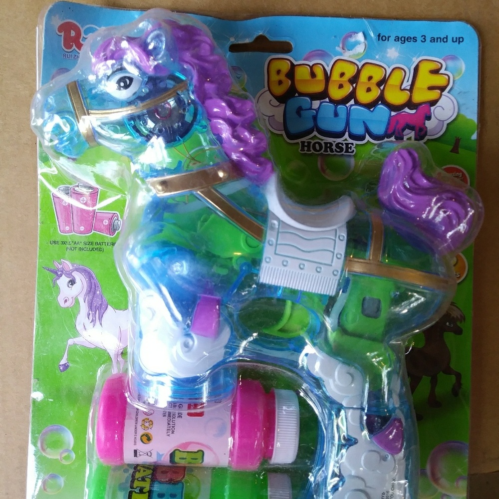 Horse bubble gun