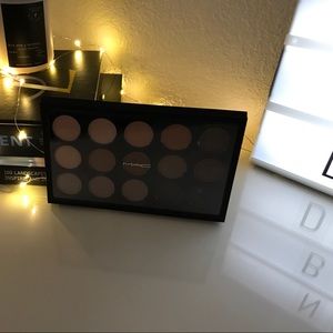 NWOT MAC Eyeshadow Palette