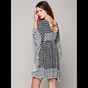 Heart of Gold dress in black