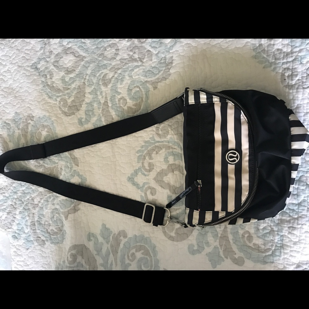 Lululemon crossbody bag