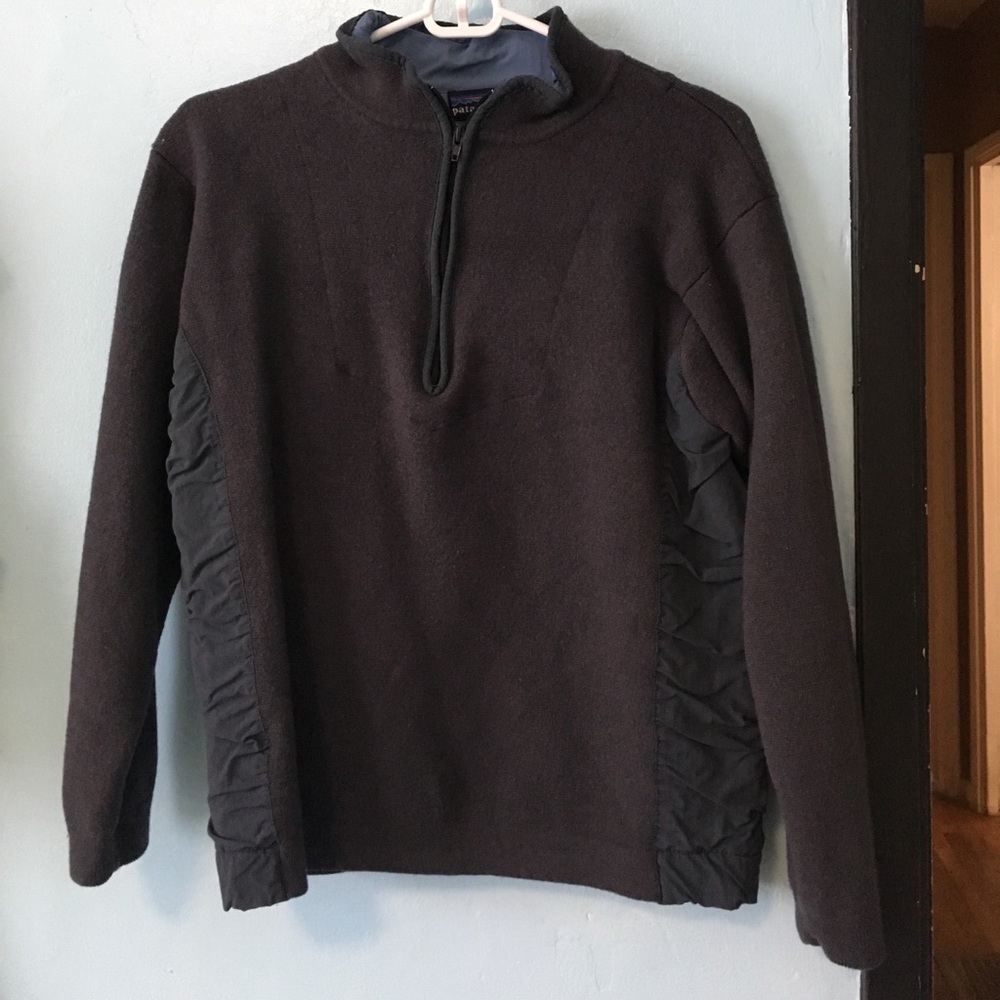 Patagonia gray wool pullover
