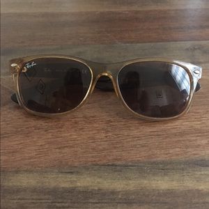 Ray-Ban New Wayfarer Sunglasses (RayBan / Ray Ban)