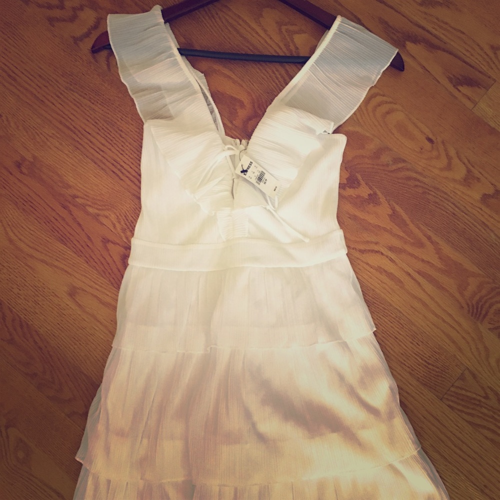 White express dress brand new
