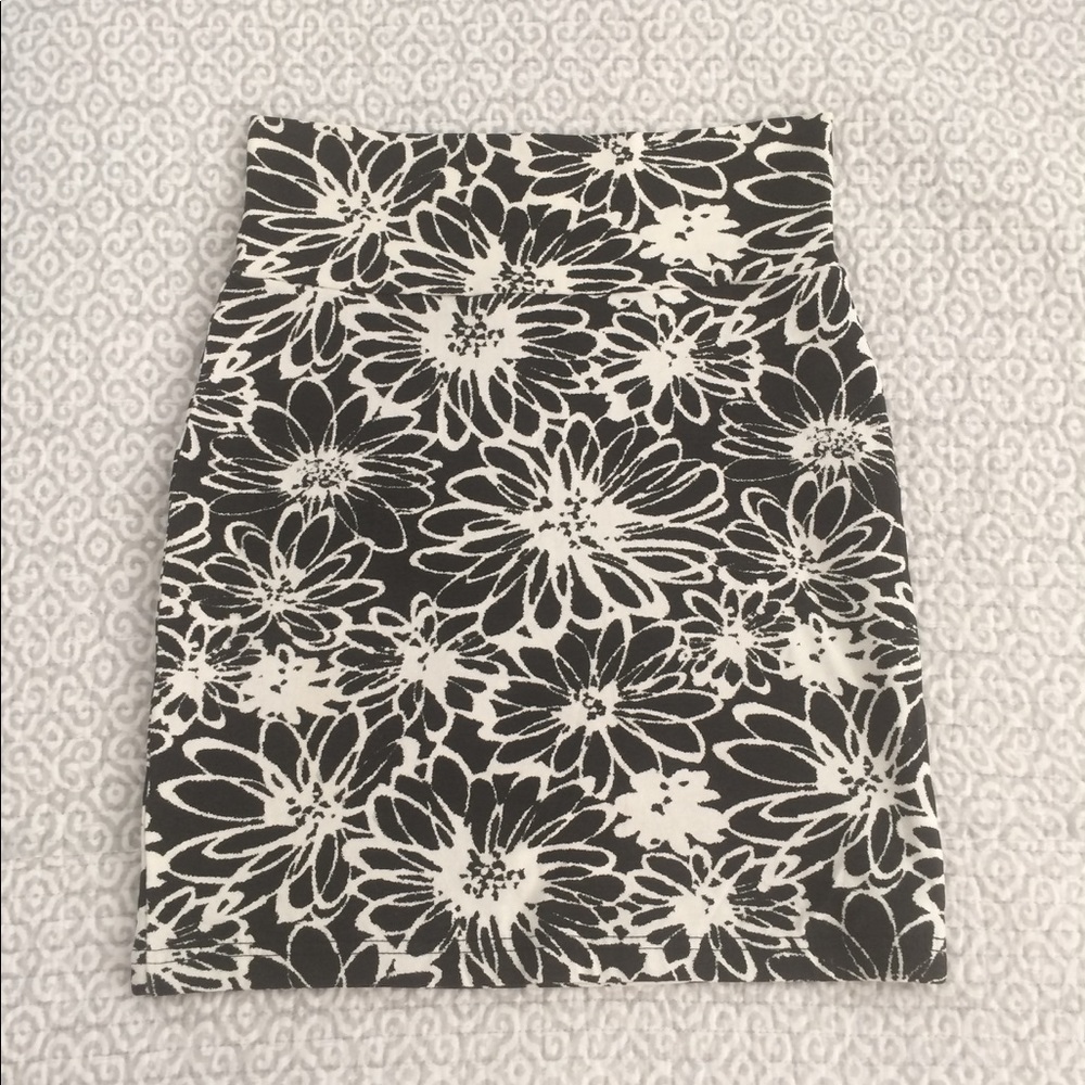 Forever 21 Floral Bodycon Skirt