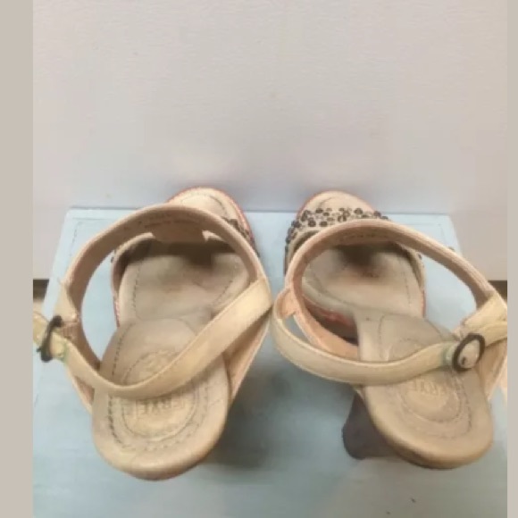 FRYE joy vintage slingback ivory studded high heel - Picture 6 of 7