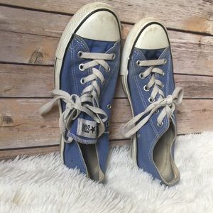 Blue converse