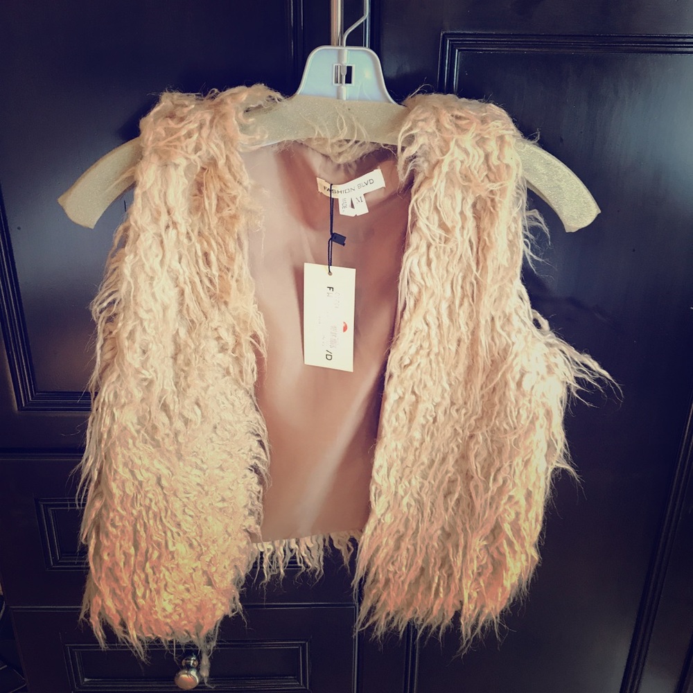 Fur vest