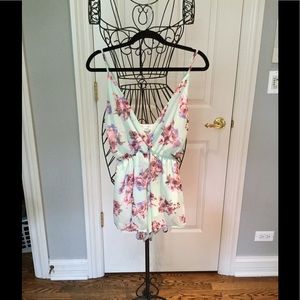Cute flowery romper