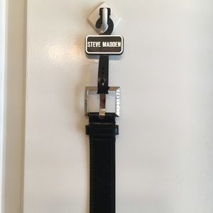 Steve Madden Black Belt