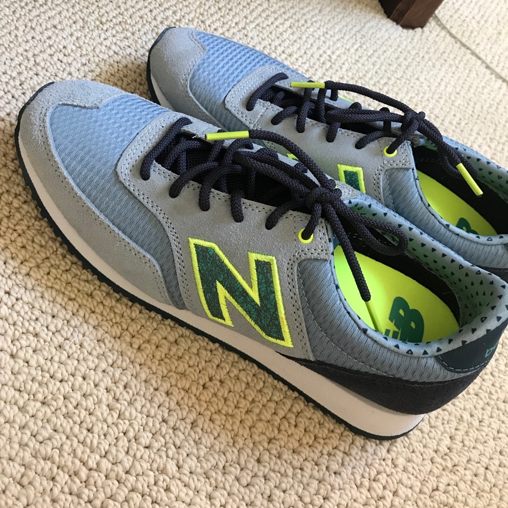 New balance shoes