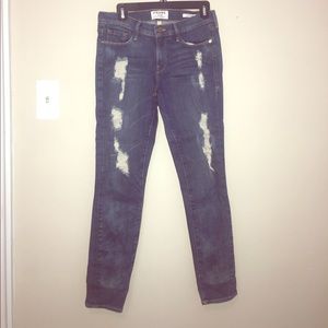 Frame 'Le Skinny de Jeanne' Distressed Skinny 27