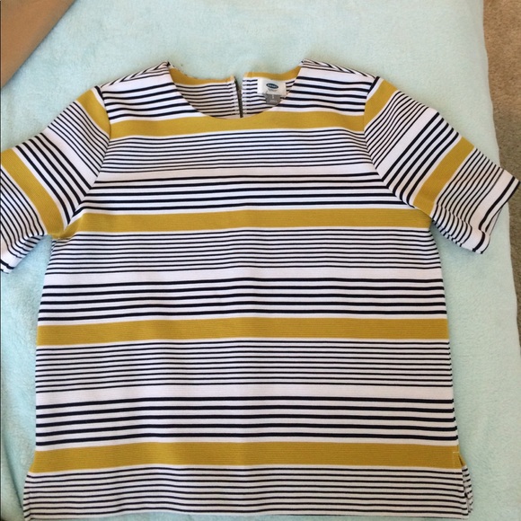 Short sleeve blouse - Picture 1 of 4