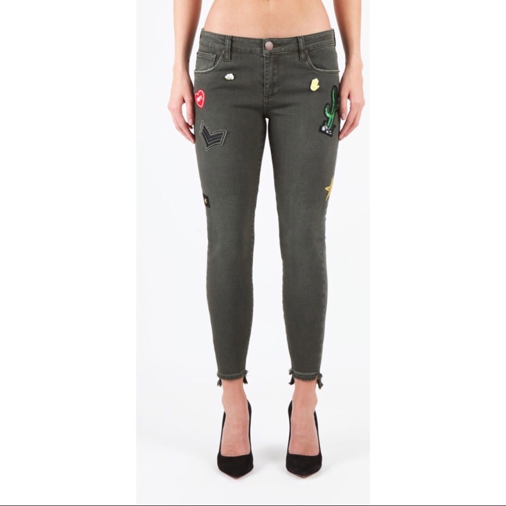 NWT STS Blue | CROP FRAYED SKINNY-STEPPED HEM 32