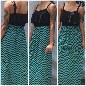 Junior's Maxi Dress