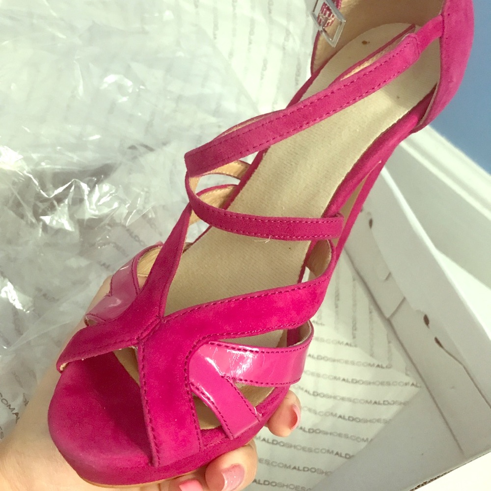 Size 7.5 (38) New Aldo Shoes