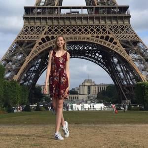 Meet your Posher, Kayla