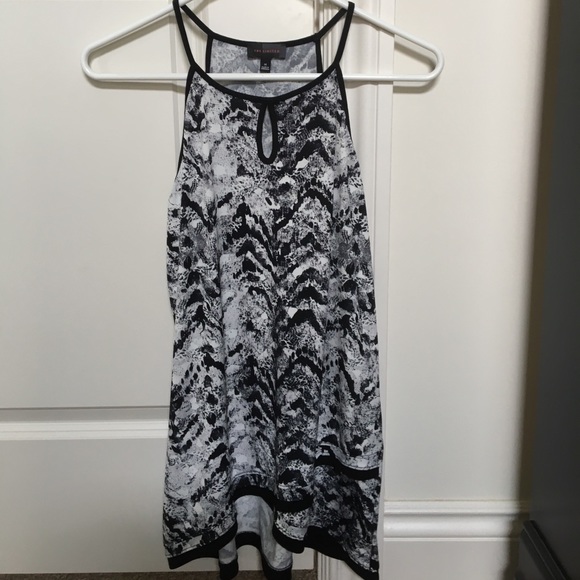 The Limited Tank Top - Picture 1 of 4