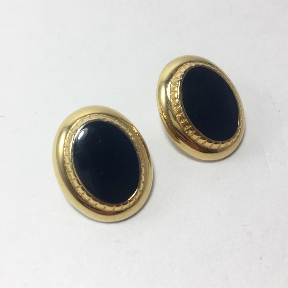 VINTAGE studs - Picture 2 of 5