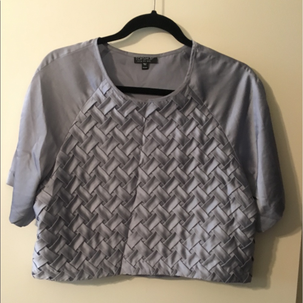Topshop sz 4 cropped silky weaved top