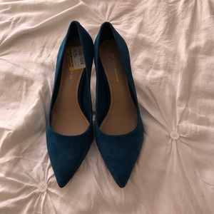 BCBG blue pumps. Never worn!