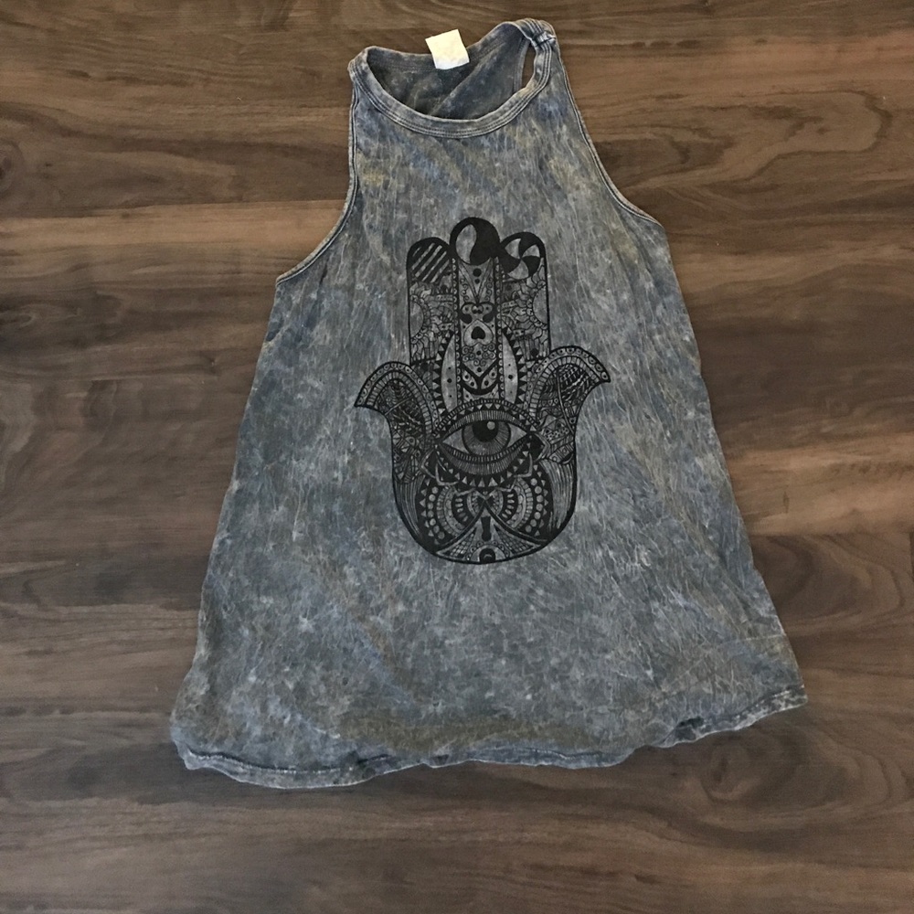 Sleeveless Hamsa acid wash shirt