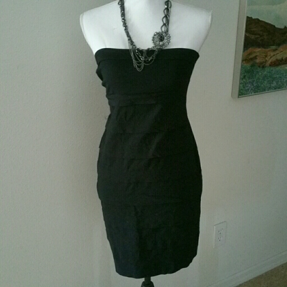 Lg Ruby Rock black dress