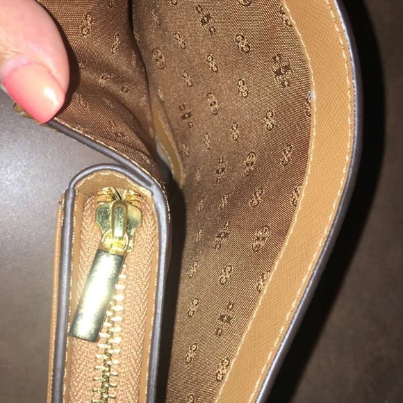 Tory Burch wallet new Authentic - Picture 3 of 4