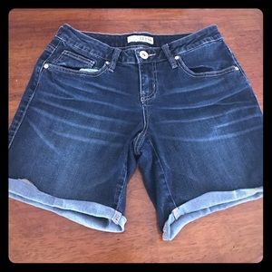 Dark blue medium rise guess jeans