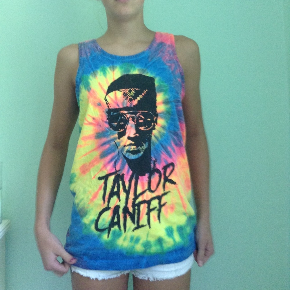 Taylor caniff shirt